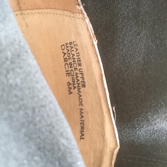 Moss green suede booties (re-posh) - Picture 6 of 6